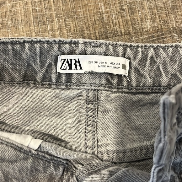 Zara jeans - Picture 3 of 5